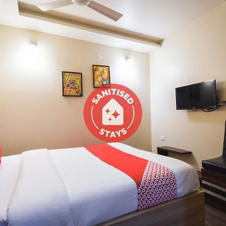 Oyo 64260 Hotel Rajnandini Habra Luaran gambar