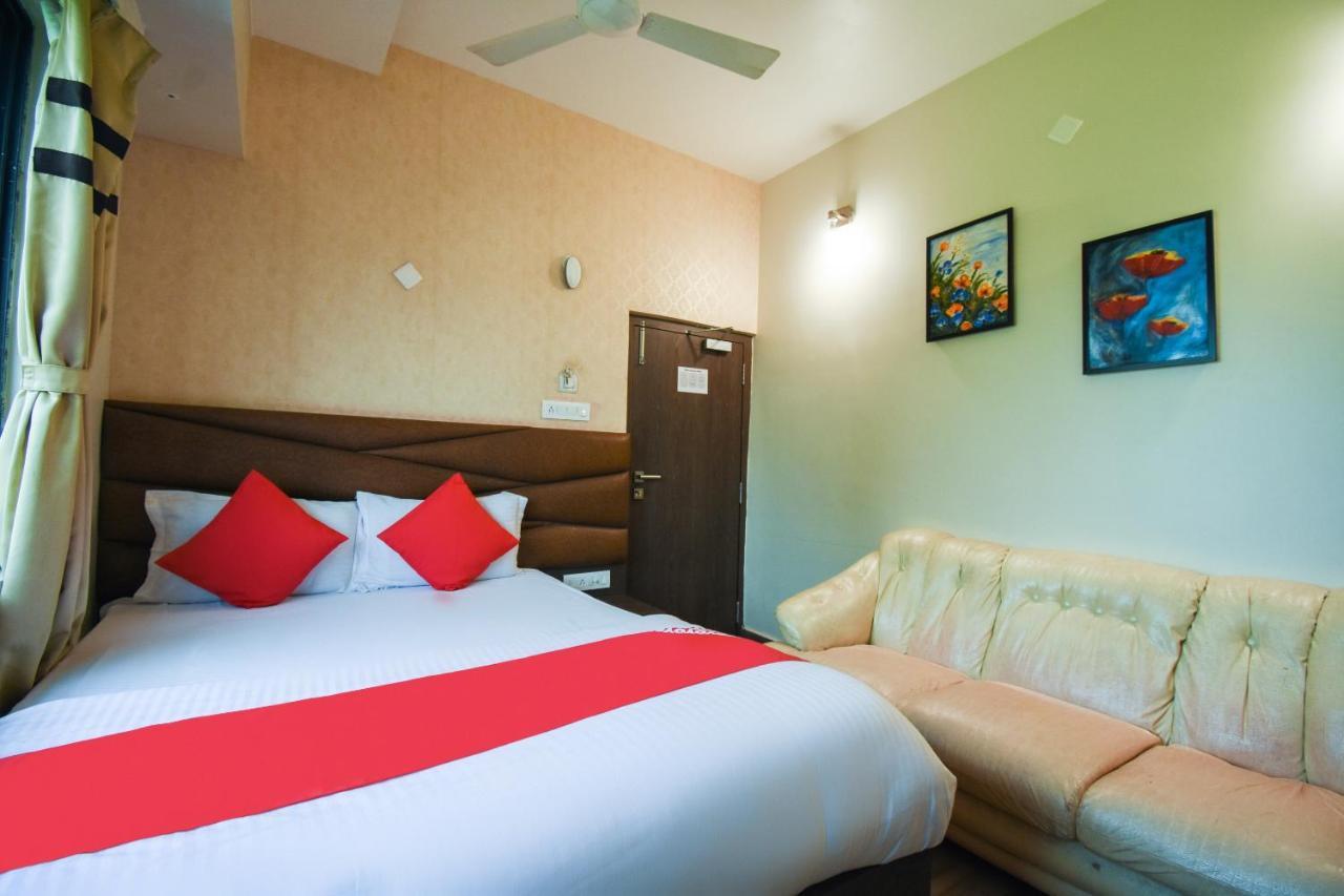 Oyo 64260 Hotel Rajnandini Habra Luaran gambar