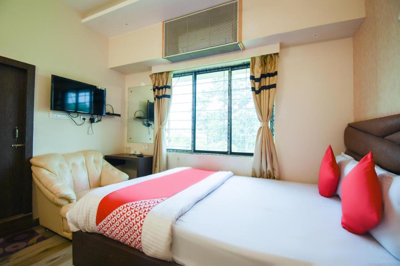 Oyo 64260 Hotel Rajnandini Habra Luaran gambar
