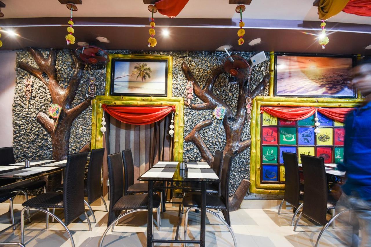Oyo 64260 Hotel Rajnandini Habra Luaran gambar
