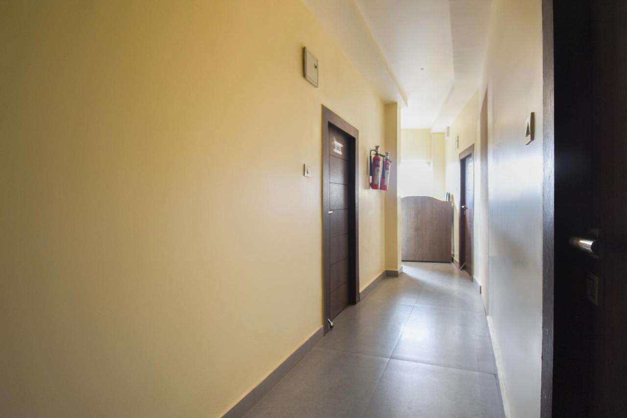 Oyo 64260 Hotel Rajnandini Habra Luaran gambar