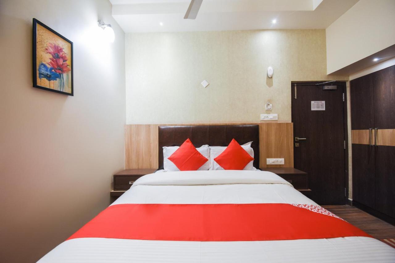 Oyo 64260 Hotel Rajnandini Habra Luaran gambar