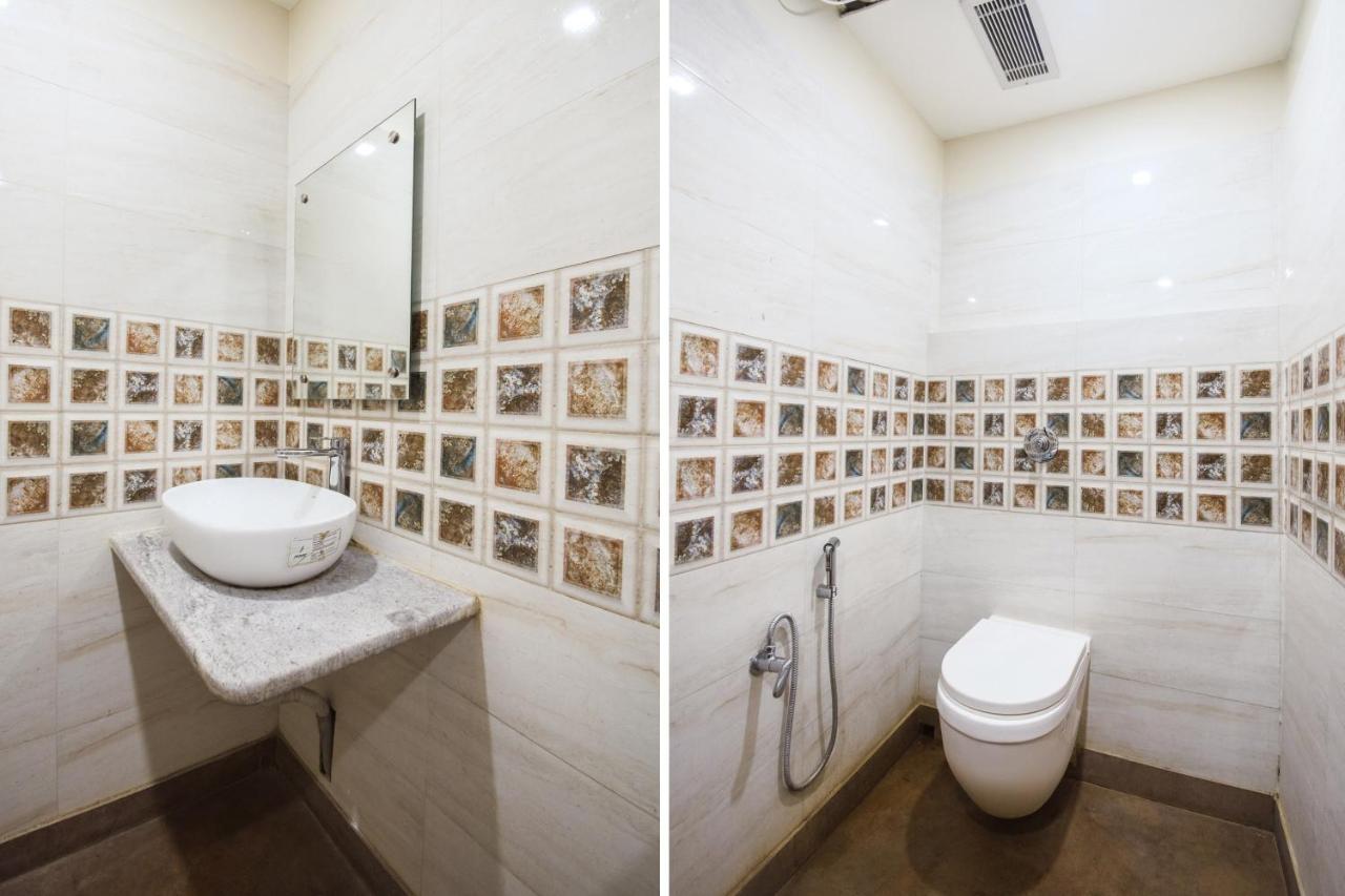 Oyo 64260 Hotel Rajnandini Habra Luaran gambar
